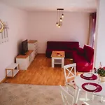 Andreya's Sea Apartment-beach, Sea Garden ,old Town, Free Parking, Free Evcharging Station Appartement Varna