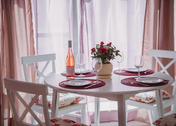 Apartman Andreya's Sea Apartment-beach, Sea Garden ,old Town, Free Parking, Free Evcharging Station Várna