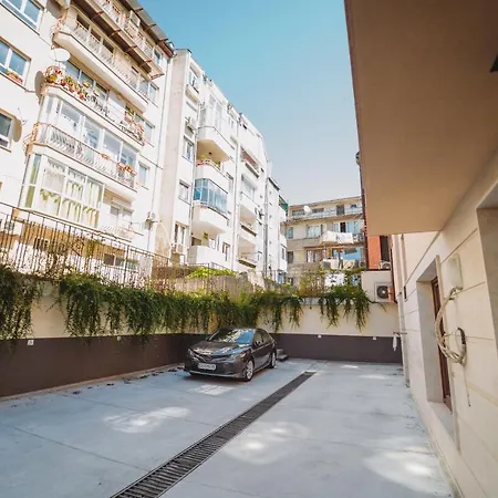 Апартаменты Andreya's Sea Apartment-beach, Sea Garden ,old Town, Free Parking, Free Evcharging Station *