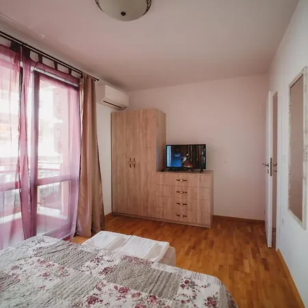 Andreya's Sea Apartment-beach, Sea Garden ,old Town, Free Parking, Free Evcharging Station * Varna